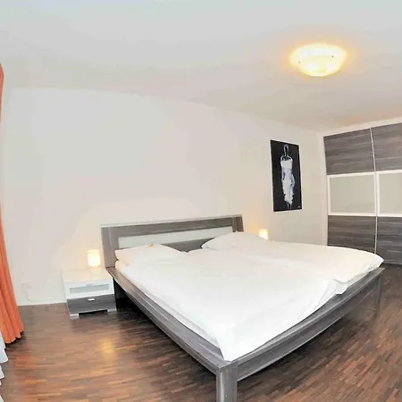 2br Near - Flower 23