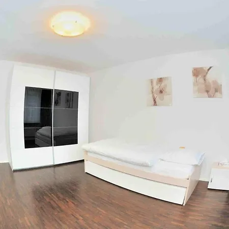 2br Near - Flower 23 *