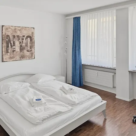 Apartman 2br Near - Flower 23 *