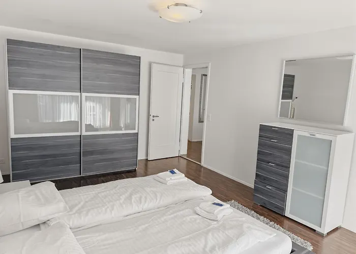 2br Near - Flower 23 Апартаменты *