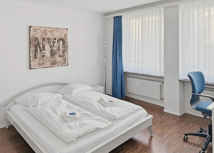 Апартаменты 2br Near - Flower 23 *
