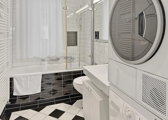 2br Near - Flower 23 *